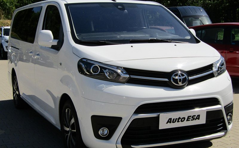 Toyota Proace 2.0D-4D  L3 8míst