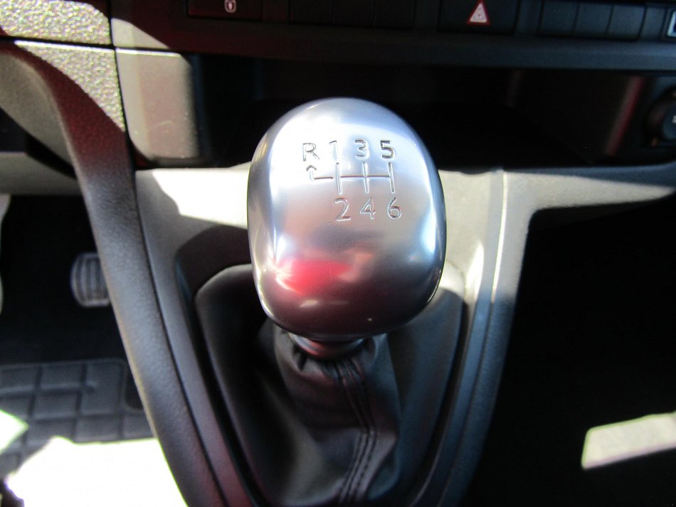Toyota Proace 2.0D-4D  L3 8míst