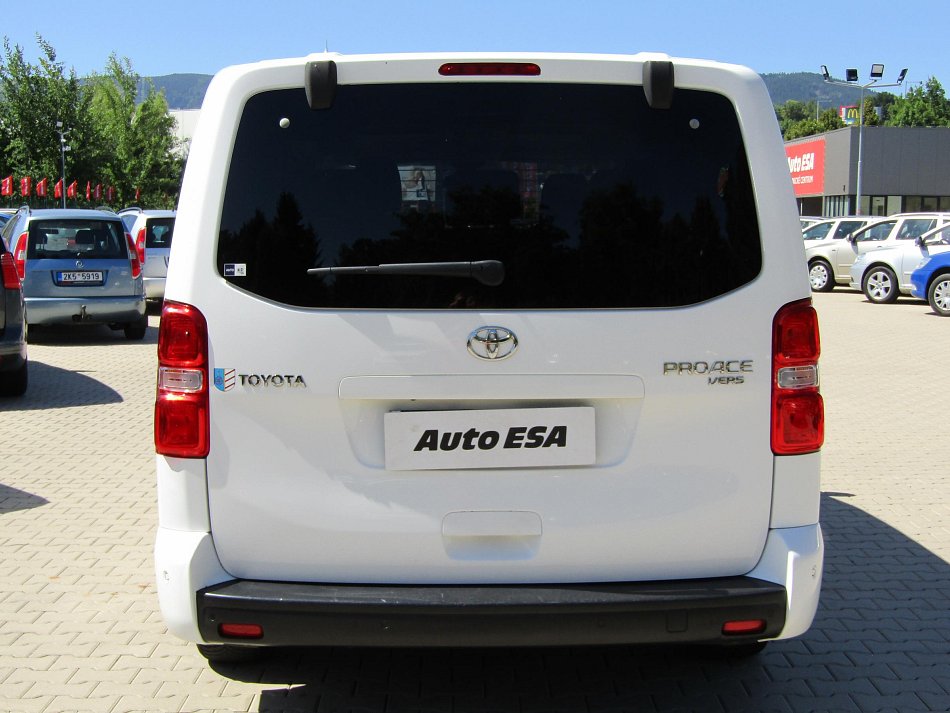 Toyota Proace 2.0D-4D  L3 8míst