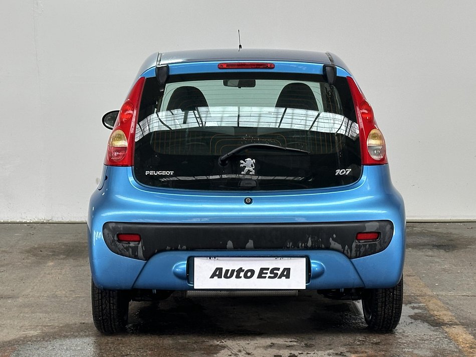 Peugeot 107 1.0i 
