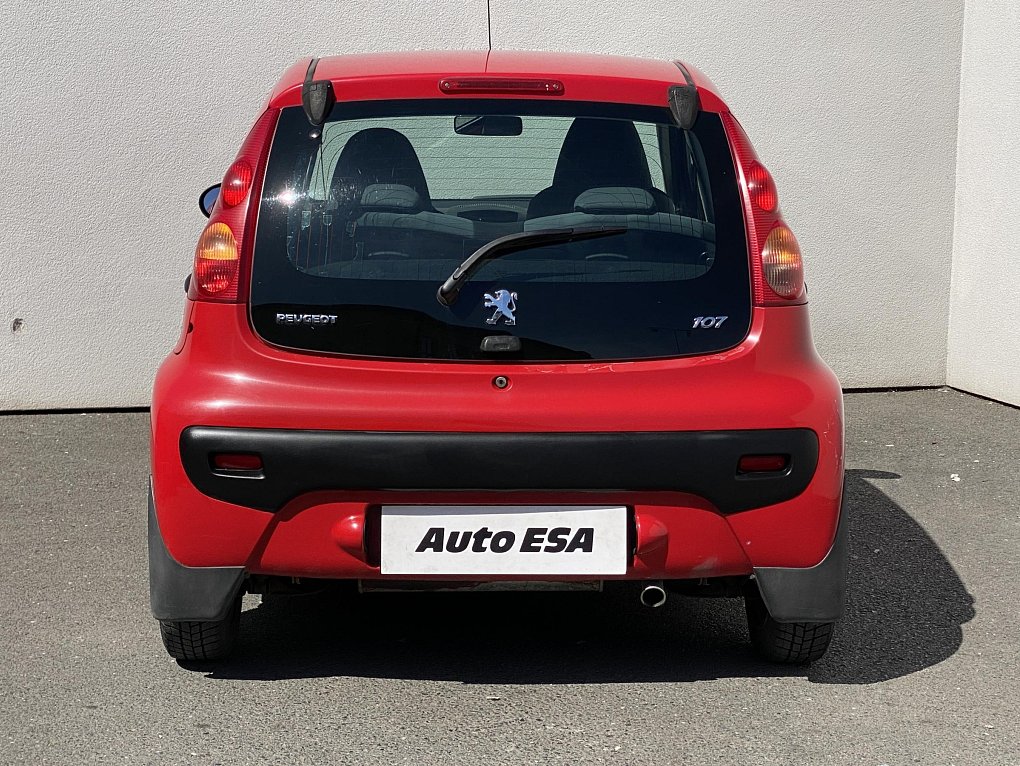 Peugeot 107 1.0i 