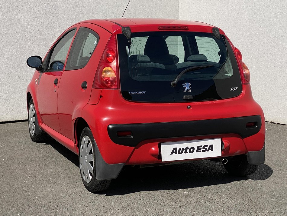 Peugeot 107 1.0i 