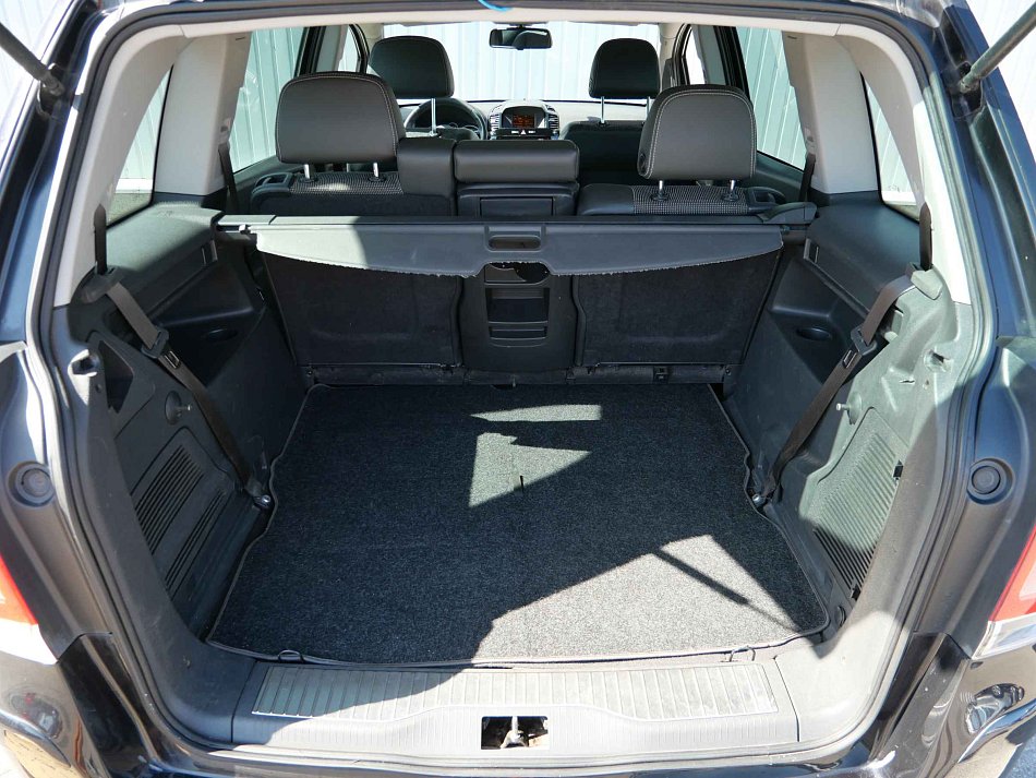 Opel Zafira 1.8 i 