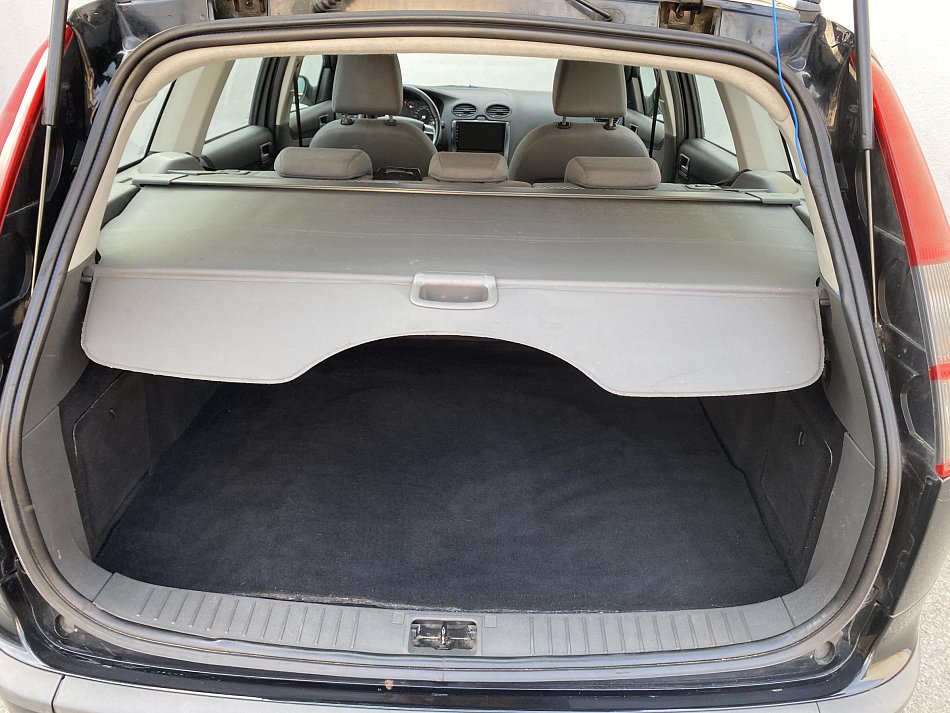 Ford Focus 1.6i 