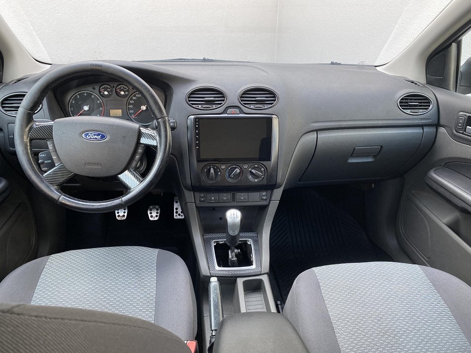 Ford Focus 1.6i 