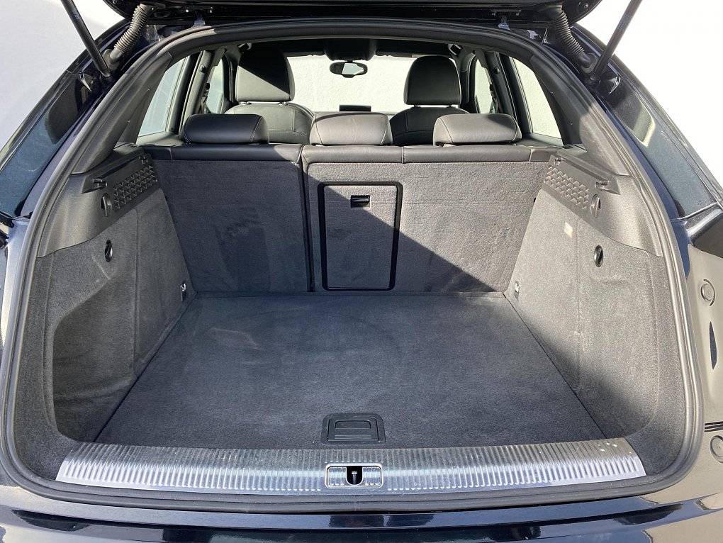 Audi Q3 2.0TFSi S-line Quattro