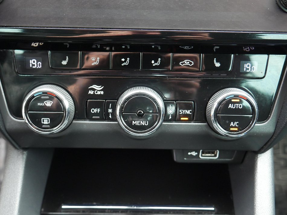 Škoda Octavia III 2.0TDi 
