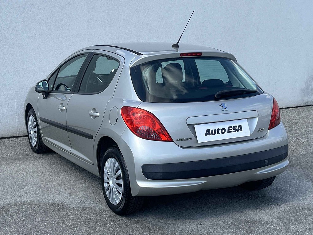 Peugeot 207 1.4i 