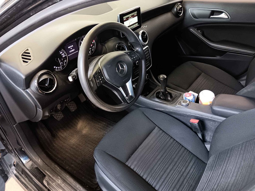 Mercedes-Benz Třída A 1.6i 