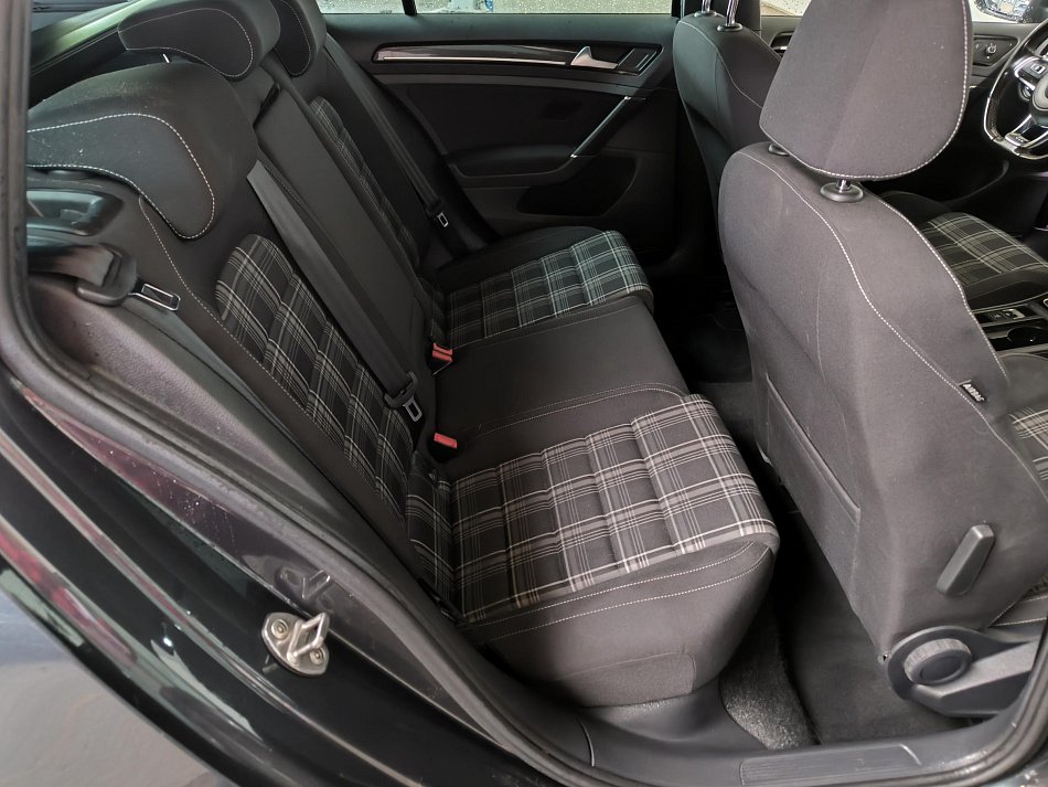 Volkswagen Tiguan 2.0TDi R-Line 4x4