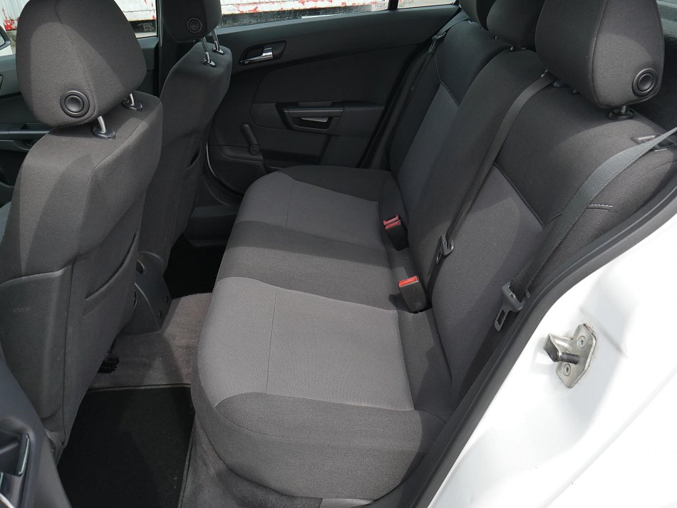 Opel Astra 1.4i 