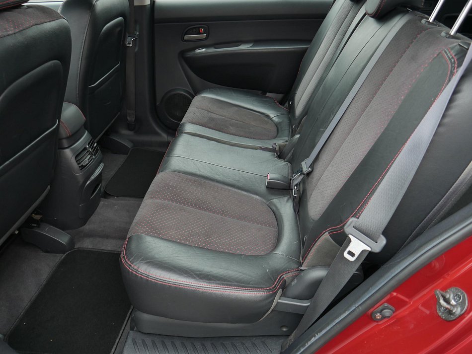 Kia Carens 2.0 CRDi 