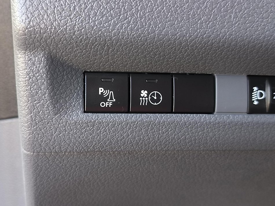 Citroën Jumpy 2.0HDi  L3 8míst