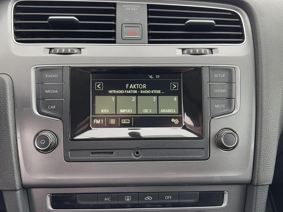 Volkswagen Golf 1.2TSi 