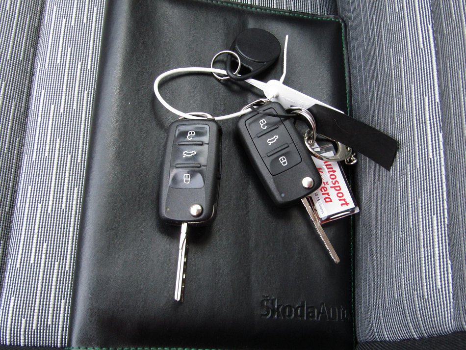 Škoda Octavia II 2.0TDi Ambiente