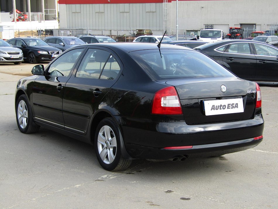 Škoda Octavia II 2.0TDi Ambiente