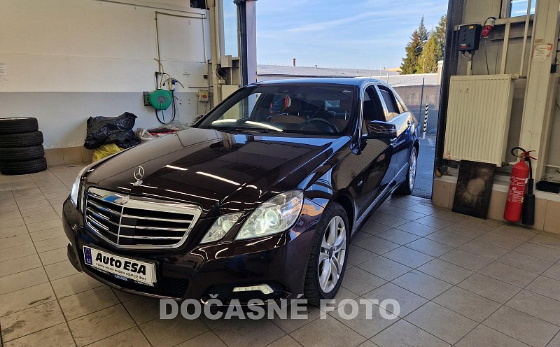 Mercedes-Benz Třída E 3.0 Elegance 350 CDI