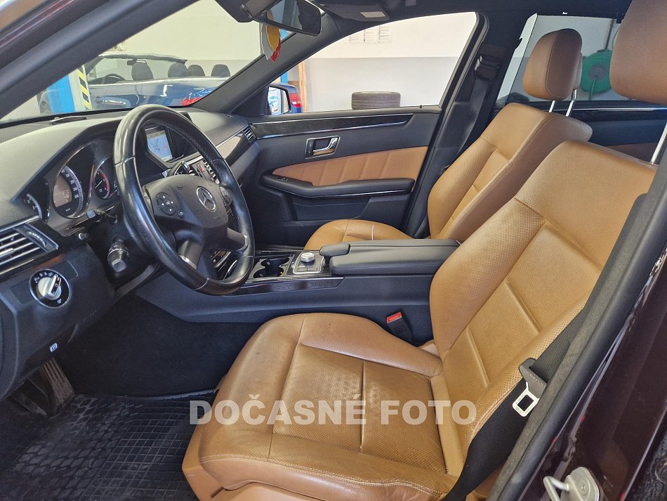Mercedes-Benz Třída E 3.0 Elegance 350 CDI
