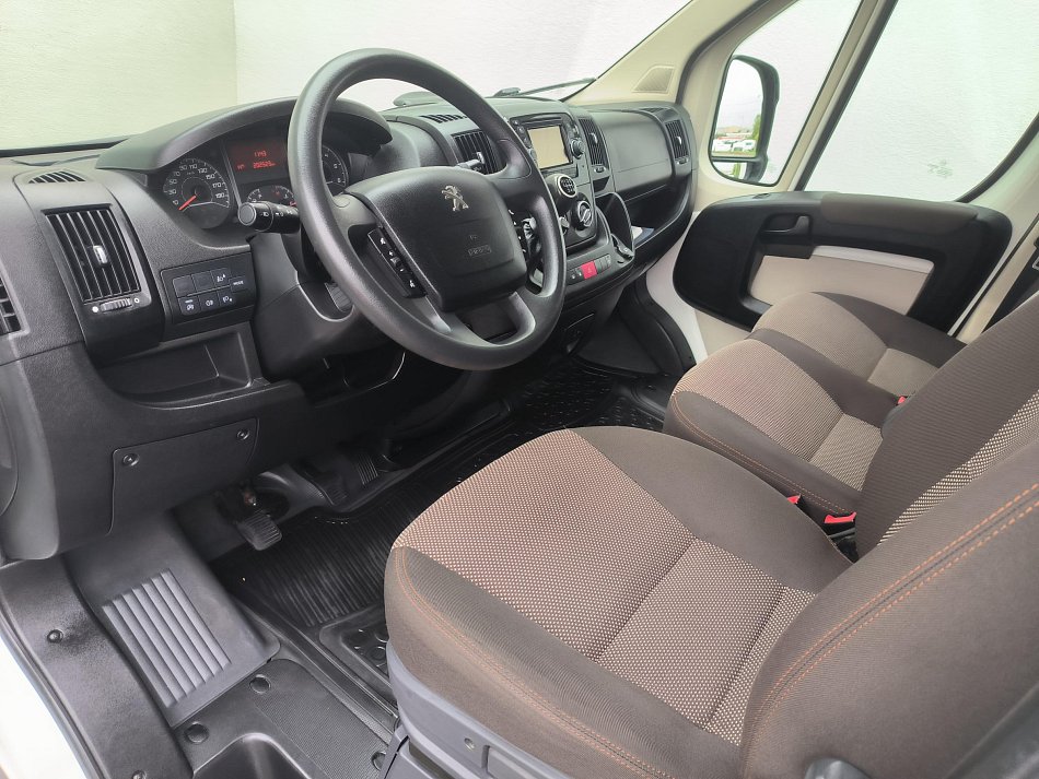 Peugeot Boxer 2.0HDi  L4H2