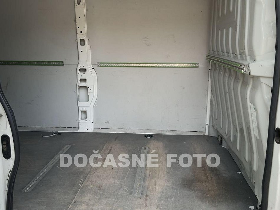 Peugeot Boxer 2.0HDi  L4H2