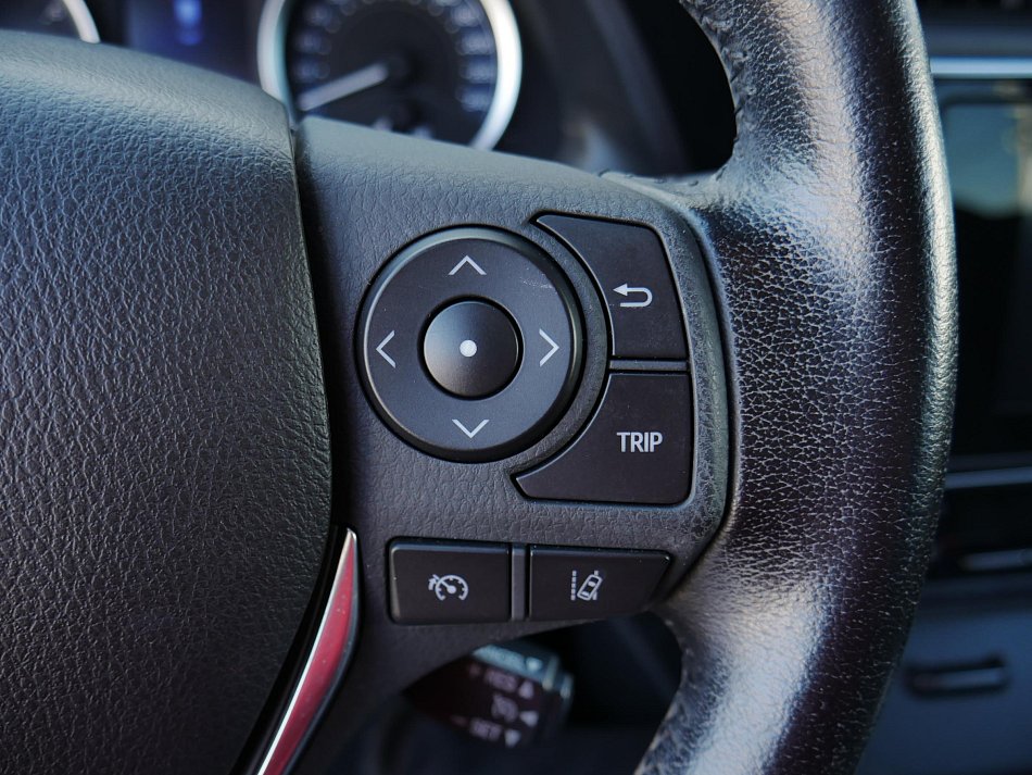 Toyota Corolla 1.6 VVT-i 