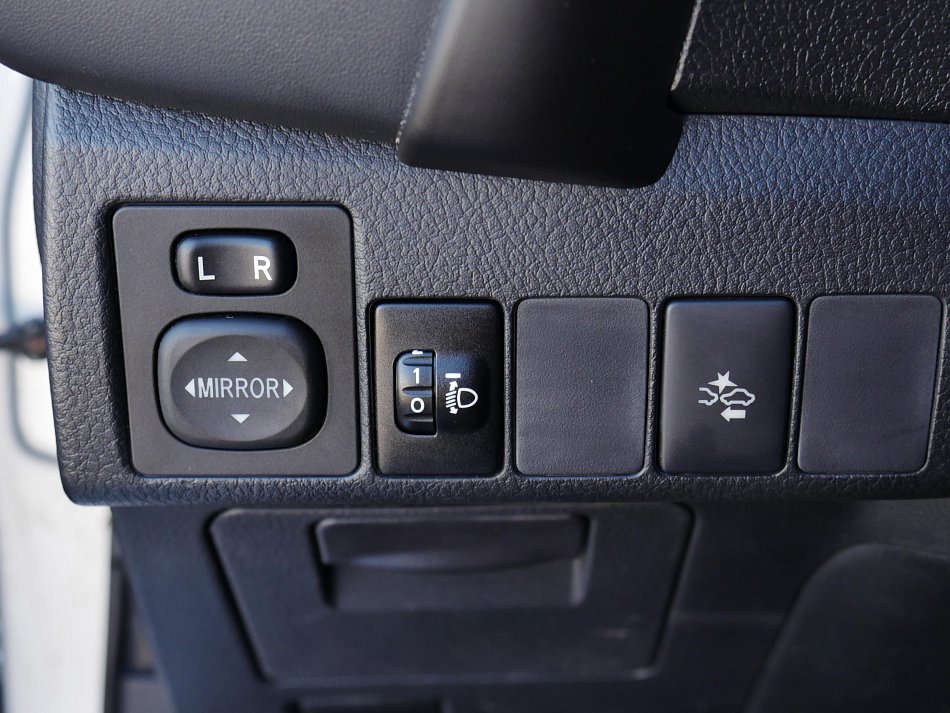 Toyota Corolla 1.6 VVT-i 