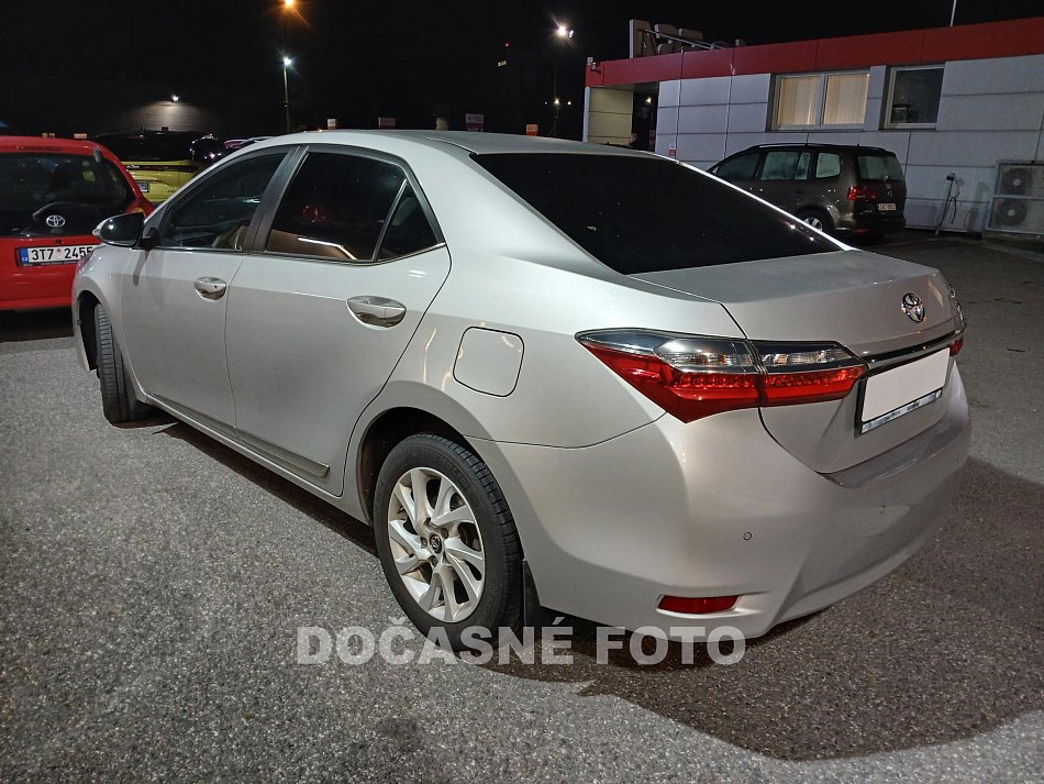 Toyota Corolla 1.6 VVT-i 