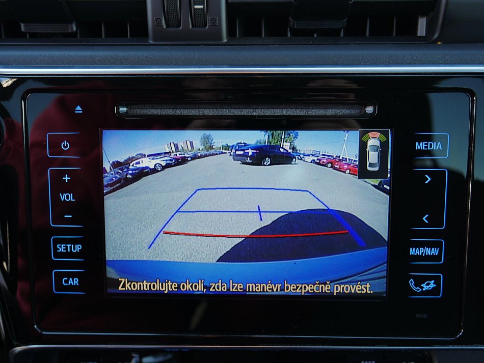 Toyota Corolla 1.6 VVT-i 