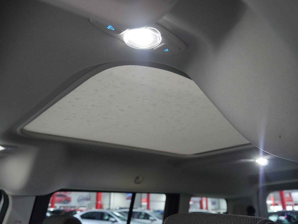 Ford Tourneo Connect 1.6TDCi Titanium MAXi 7míst
