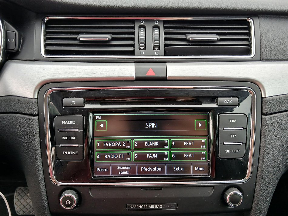 Škoda Superb II 2.0 TDi Ambition