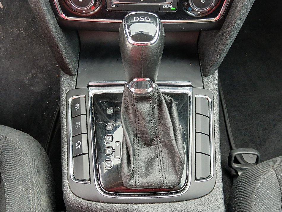 Škoda Superb II 2.0 TDi Ambition