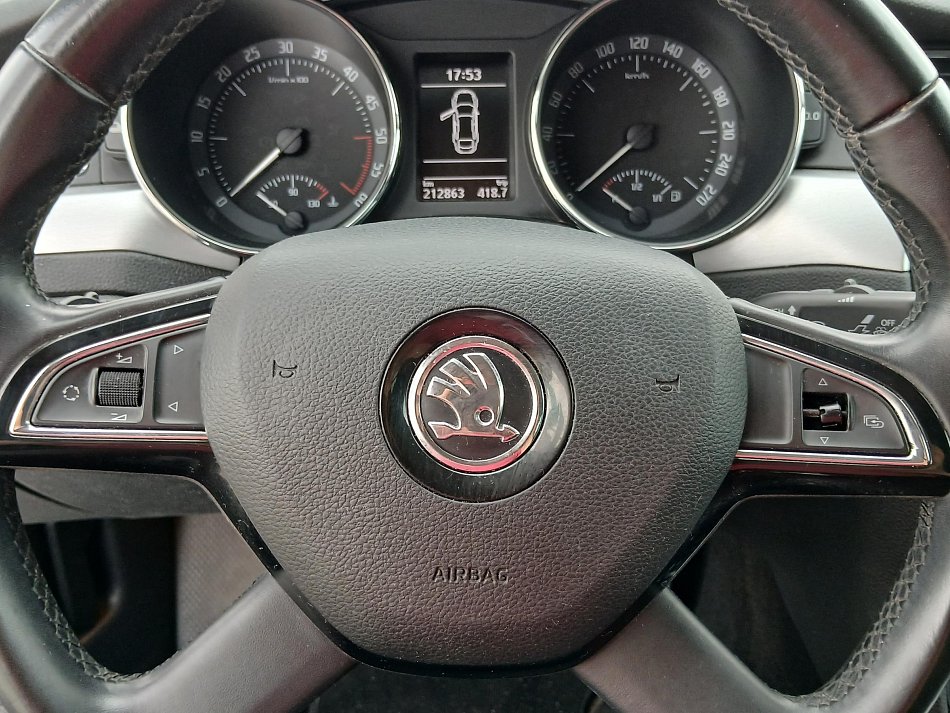 Škoda Superb II 2.0 TDi Ambition