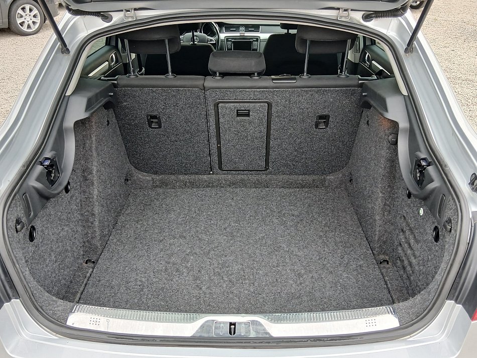 Škoda Superb II 2.0 TDi Ambition