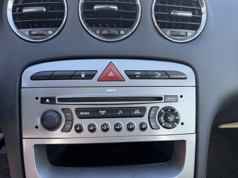 Peugeot 308 1.6i 