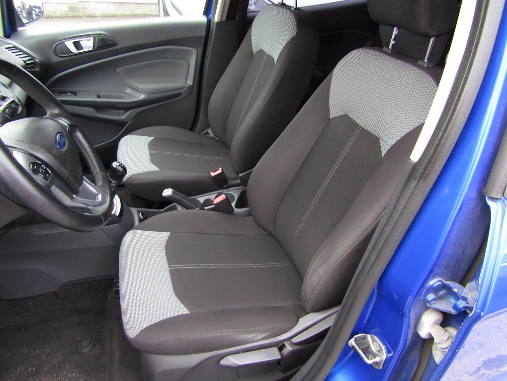 Ford EcoSport 1.0EB Titanium