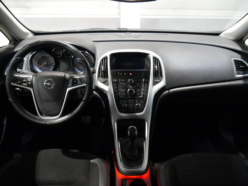 Opel Astra 1.4T Energy