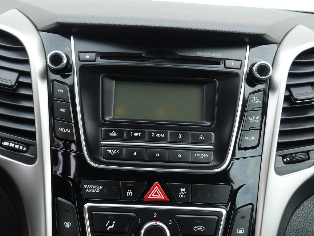 Hyundai I30 1.4 i 
