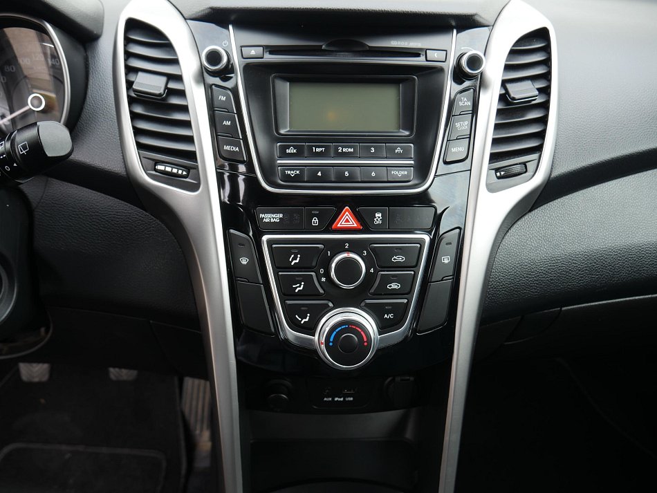 Hyundai I30 1.4 i 