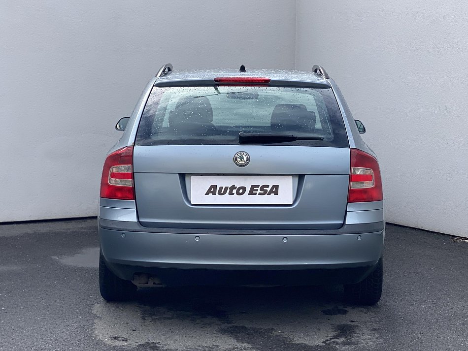 Škoda Octavia II 2.0 FSI 