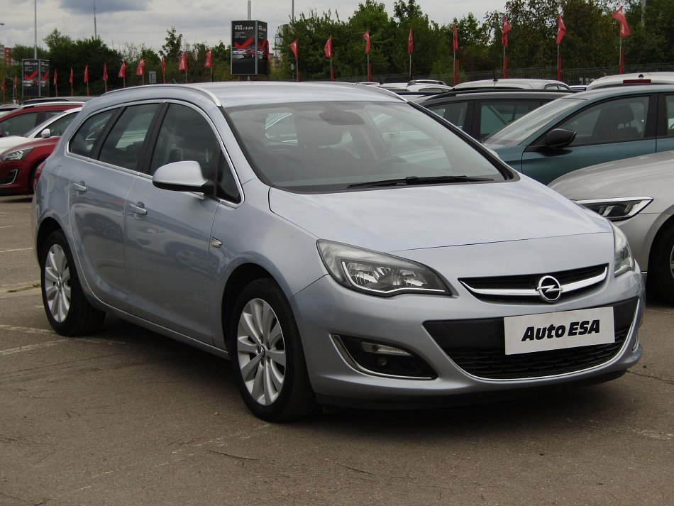 Opel Astra 1.4 T Cosmo