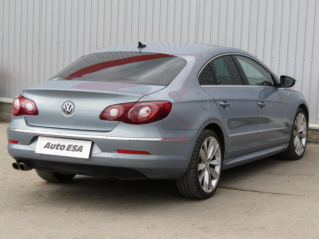 Volkswagen Passat CC 2.0 TDi 