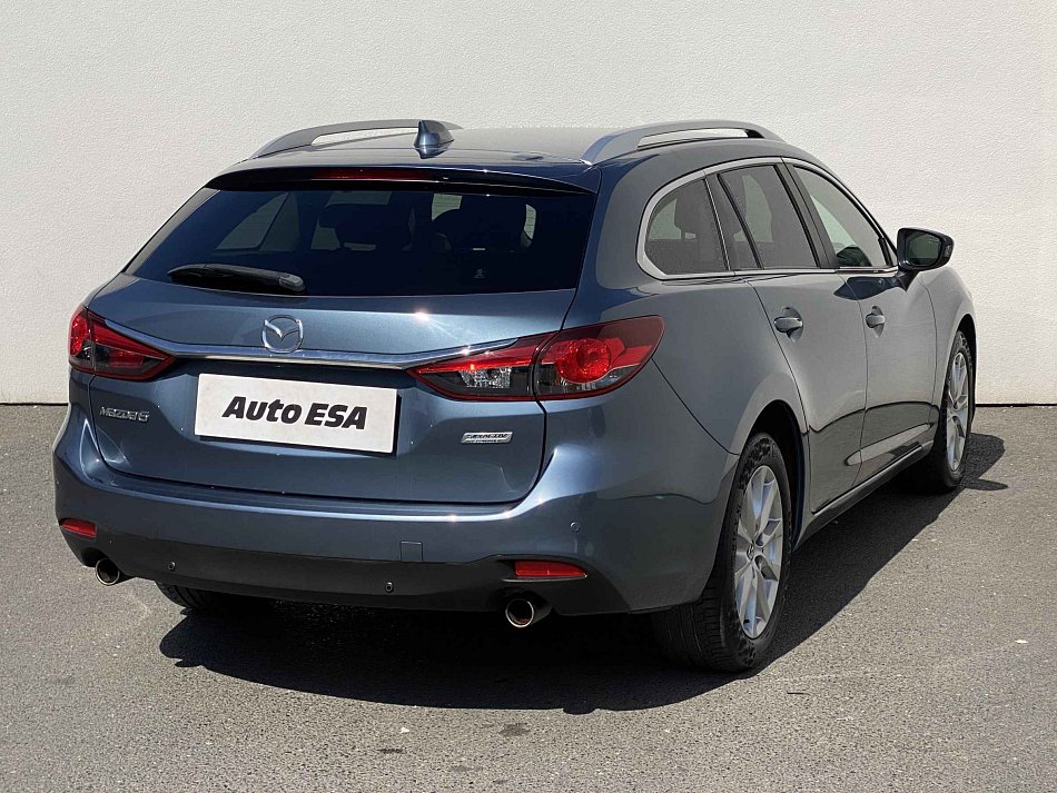 Mazda 6 2.0i 