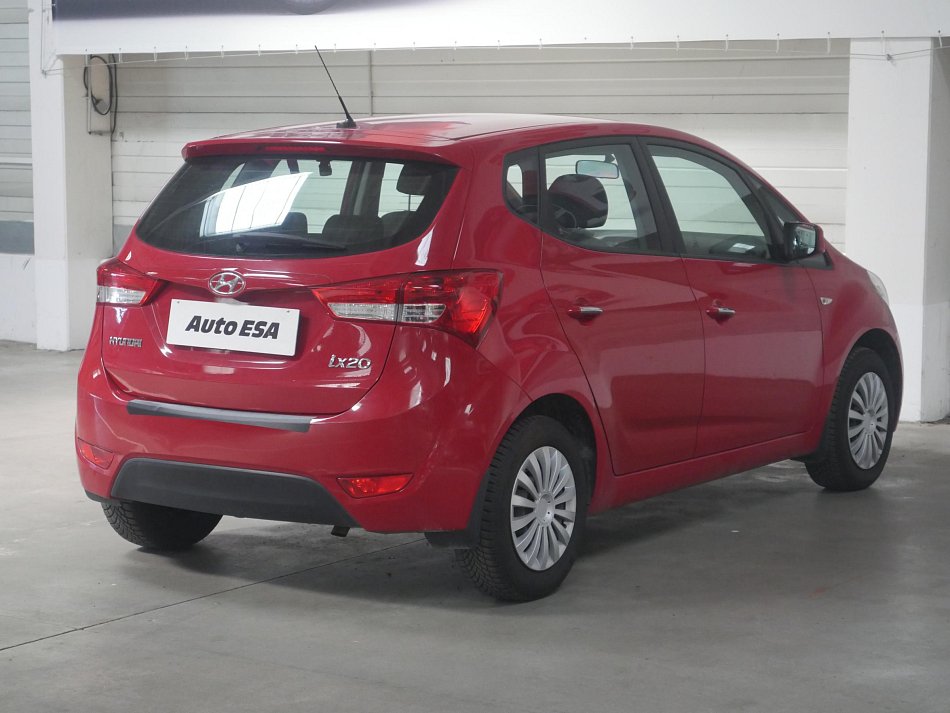 Hyundai Ix20 1.6 i 