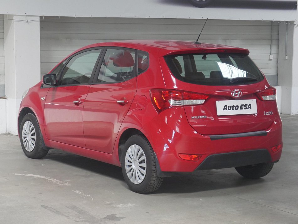 Hyundai Ix20 1.6 i 