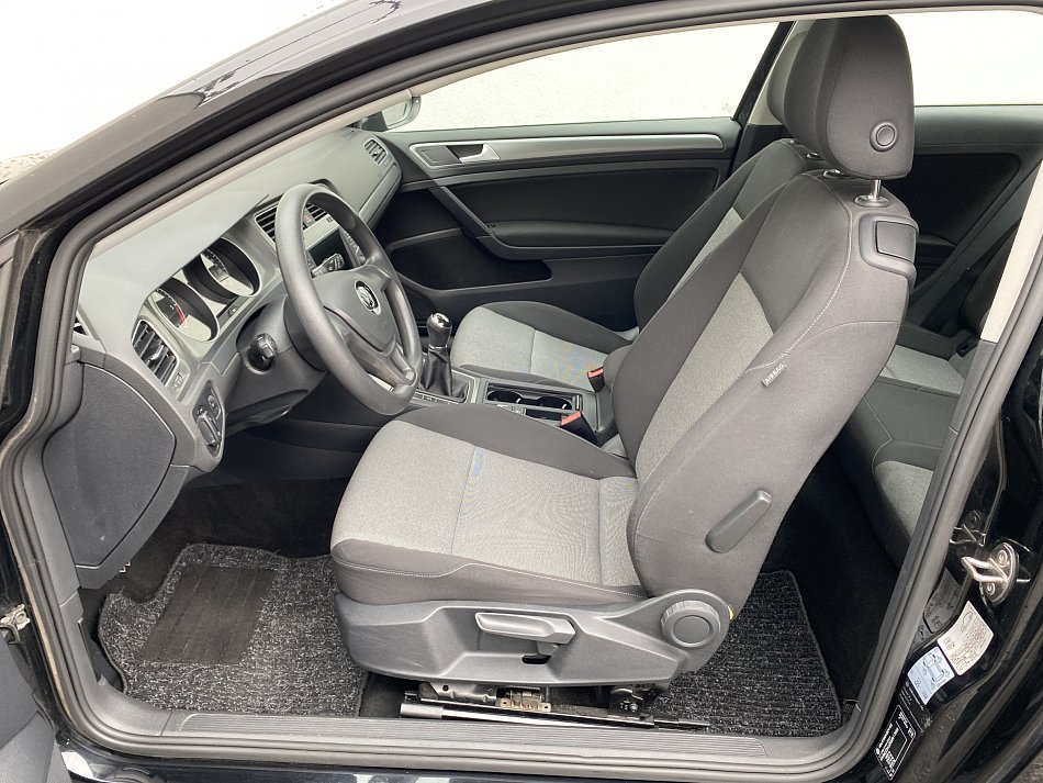 Volkswagen Golf 1.6 TDi Trendline