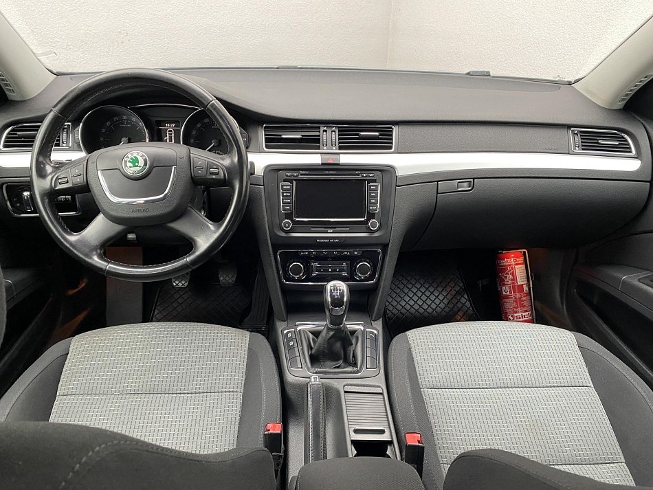 Škoda Superb II 1.6 TDI 