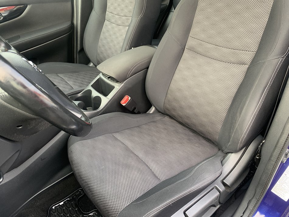 Nissan Qashqai 1.2i 