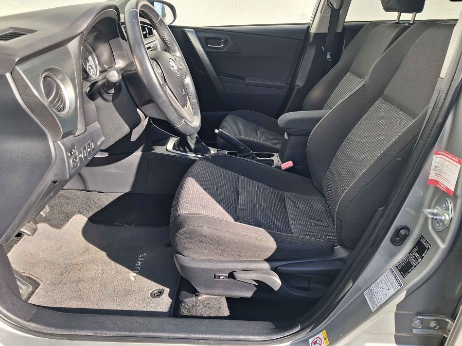 Toyota Auris 1.6VVTi 