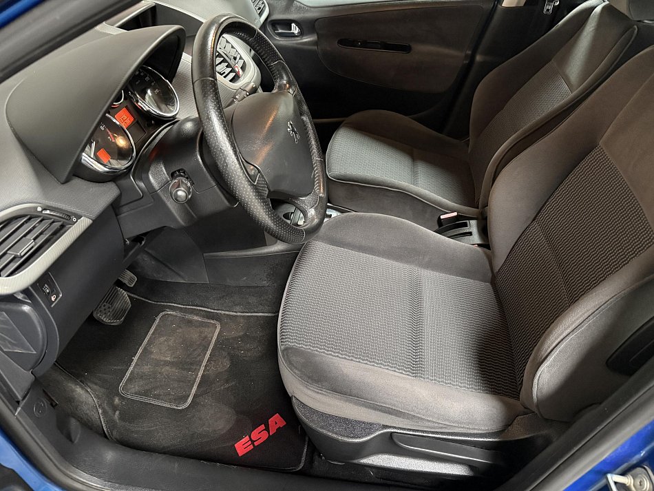 Peugeot 207 1.6i 