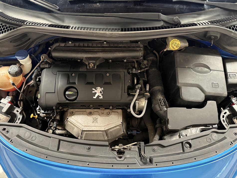 Peugeot 207 1.6i 